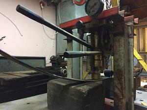 Click image for larger version. 

Name:	Suspention arching 2.jpg 
Views:	317 
Size:	116.5  
ID:	112382