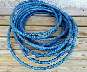 Click image for larger version. 

Name:	air hose.jpg 
Views:	346 
Size:	117.6  
ID:	113407