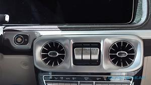 Click image for larger version. 

Name:	2019-mercedes-benz-g-class-live-31-1280x720.jpg 
Views:	1268 
Size:	98.6  
ID:	120515