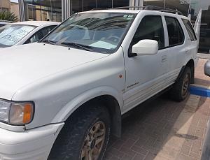 Click image for larger version. 

Name:	isuzu left.JPG 
Views:	341 
Size:	132.3  
ID:	125671