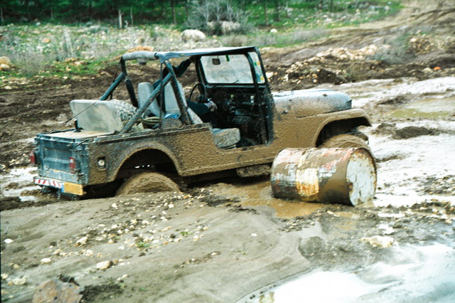 Name:  mud_runner004.jpg
Views: 655
Size:  130.9 