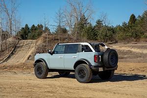 Click image for larger version. 

Name:	FordBronco_4dr_accesories_08.jpg 
Views:	133 
Size:	162.0  
ID:	130115