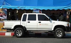 Click image for larger version. 

Name:	800px-Toyota_Hilux_ministry_of_energy.jpg‏ 
Views:	731 
Size:	79.2  
ID:	13893