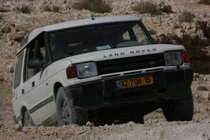 Name:  landrover.jpg
Views: 224
Size:  35.9 