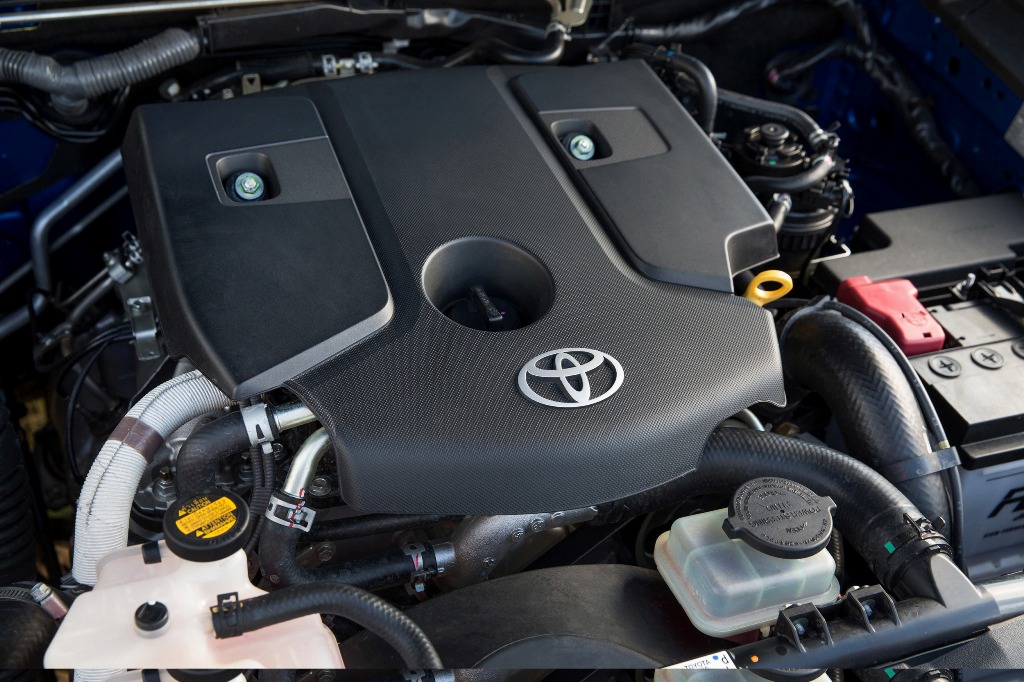     -toyota hilux 2016   20