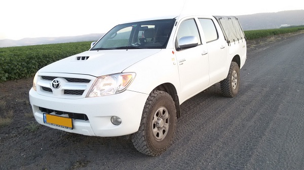 Hilux Vigo with PVC (canvas) canopy