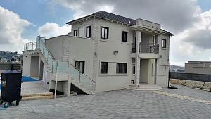 Click image for larger version. 

Name:	House.jpg 
Views:	147 
Size:	130.0  
ID:	130771